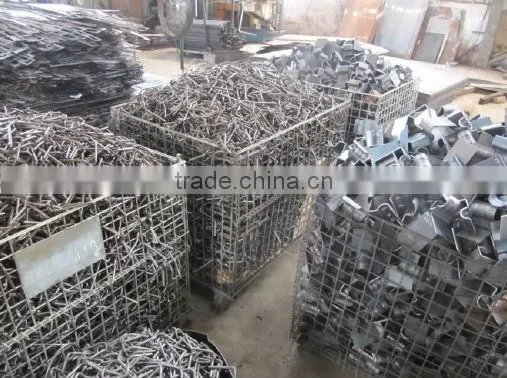 Industrial Wire Mesh Metal Storage Cage Container With Wheels photo-3