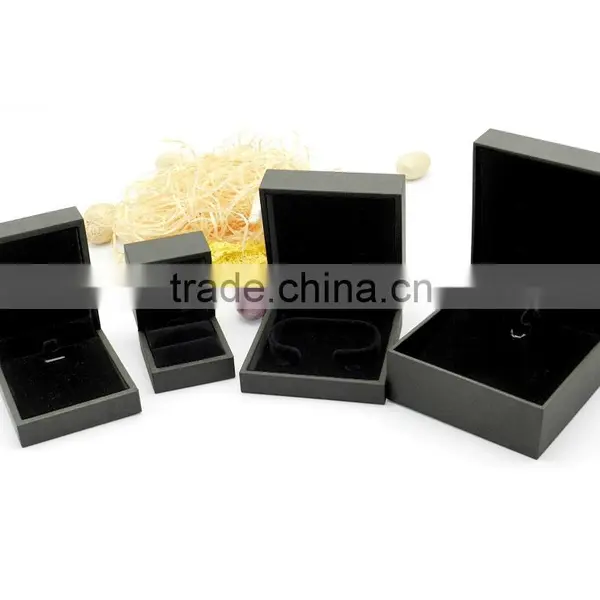 High Quality Flannel Jewelry Box N15101 photo-3