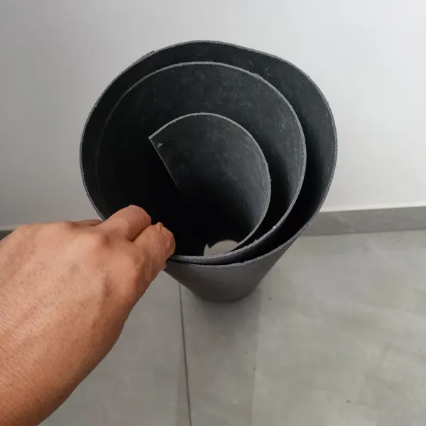 Leatherboard is Valued for Its Shock Absorption Properties, Often Used in Protective Layers for Machinery, as Well as Padding in Belts and Harnesses. photo-4