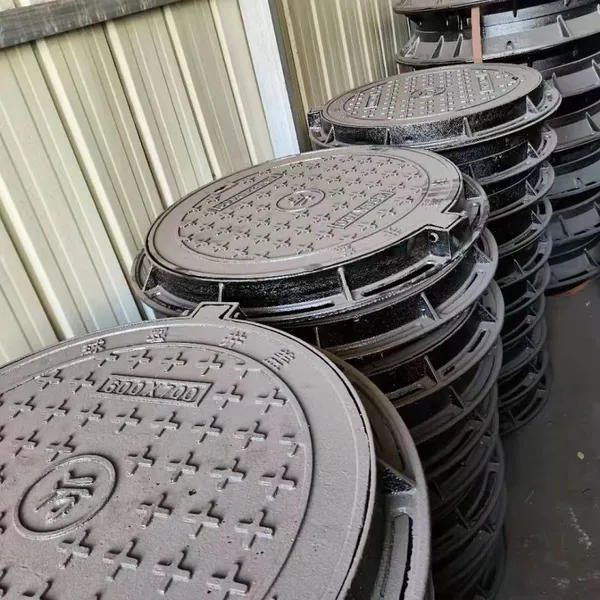 EN124 Ductile Iron Manhole Cover C250 D400 E600 With Frame Heavy Duty Black Round Road Safety photo-4