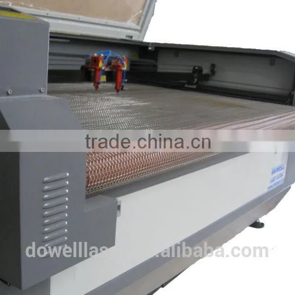 2016 Salable Product Fabric Automatic Feeding Laser Cutter photo-4