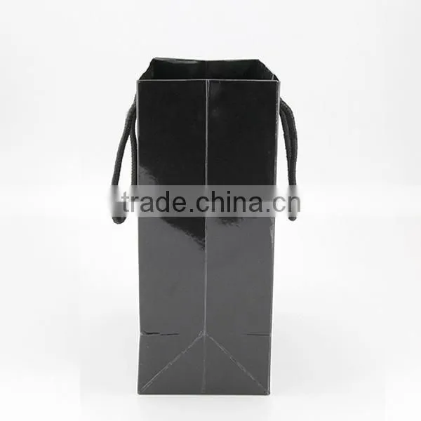 Coated Paper Printed Luxury Black With Logo Paper Bag photo-4