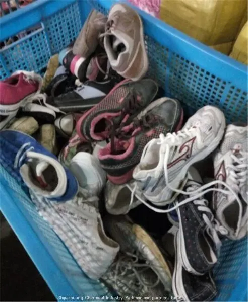 Used Shoes Old Shoes Second Hand Clothing photo-2