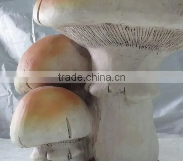 Garden Decor Fiberglass Clay Mushroom Statue photo-4
