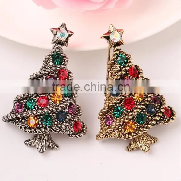Zm53212a 2017 Christmas Tree Shape Decorations Low Moq Cheap Christmas Brooch photo-2