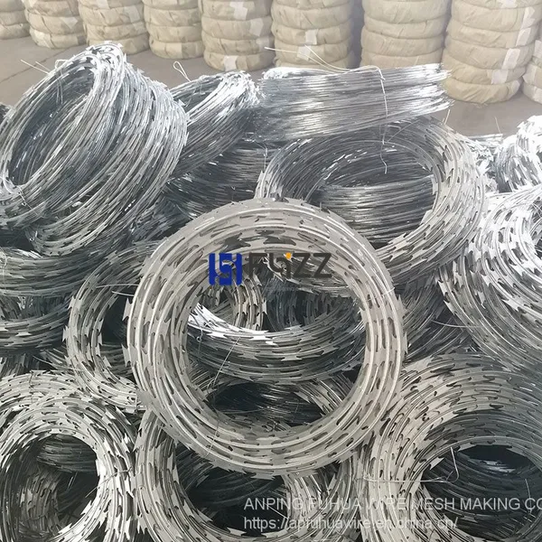 Heavy Galvanized Razor Blades Type BTO-30 DIA 305MM Concertina Razor Wire Unclipped photo-4