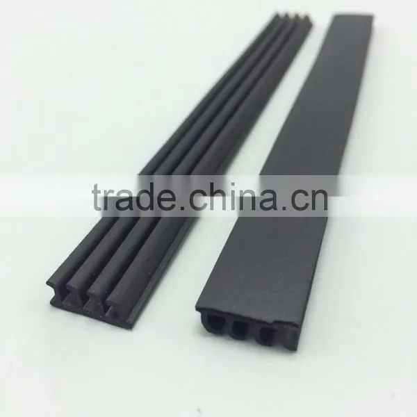 Anti-ozone Rubber Industrial Door Trim Seal photo-3