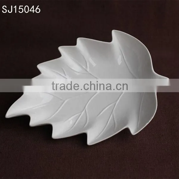 Wholesale Leaf Design White Porcelain Dinner Plate