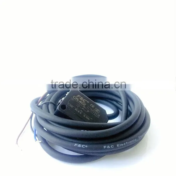 40cm Sensing Range Small Retangular PNP Diffuse Photoelectric Sensor photo-2