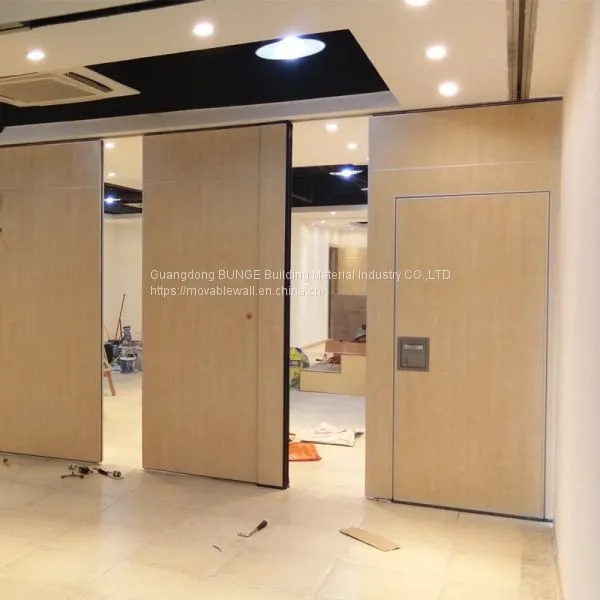 Building Material Folding Wall Partitions For Restaurant Room Dividing photo-3