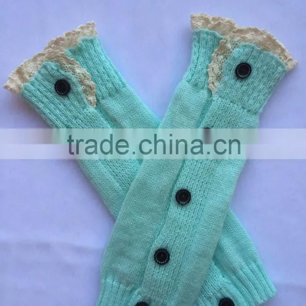 Fashionable Wholesale Lace Leg Warms Boot Cuffs With Button photo-4