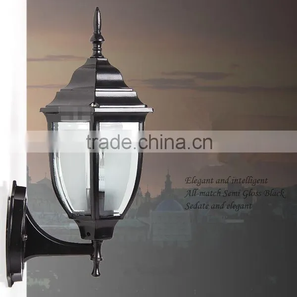 European Black Die-casting Zinc and Aluminun Garden Outdoor Wall Lamp photo-2