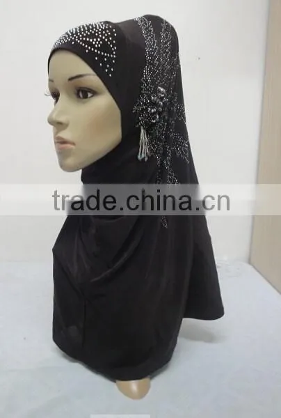 H283 New Style One Piece Hijab With Handmade Chains and Beadings photo-4