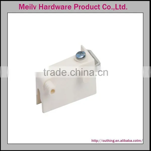Foshan Factory 2015-2016 Kitchen Cabinet Board Iron Hanging Fitting photo-2