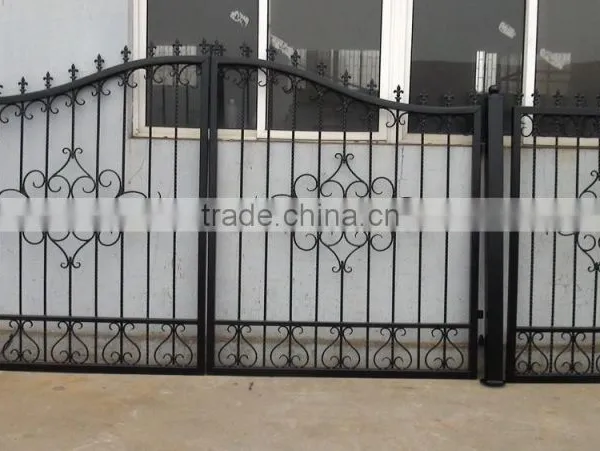 Heavy Duty Powder Coated Iron Tree Driveway Gate photo-5