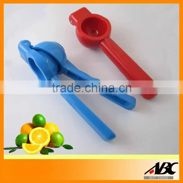 Plastic Lemon Squeezer photo-2