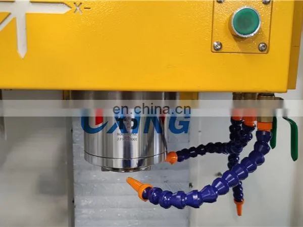 Low Cost VMC550 High Precision Small 3/4 Axis Vertical Cnc Mill Milling Machine Machining Center photo-5