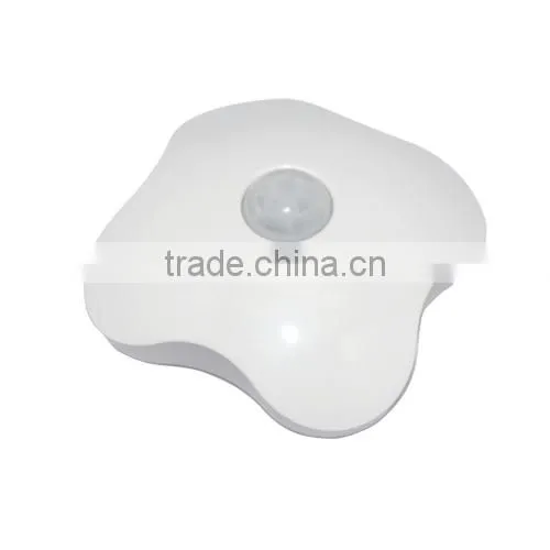 Four Leaf Clover LED Lamp PIR Auto Infrared Motion Sensor Night Light Intelligent Body Induction Detector Nightlight Baby Gift photo-2