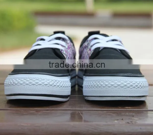 Hot Popular Woman Casual Canvas Shoes photo-3