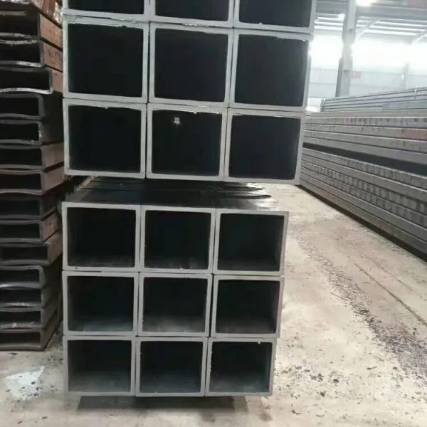 China Supplier High Standard Welded Black Carbon Square Rectangular Steel Pipe and Tube photo-2