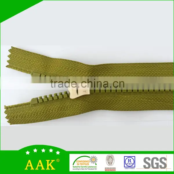 Close End With Metallic Color Puller 8# Delrin Teeth Zipper Manufacturer Quality Choice photo-2