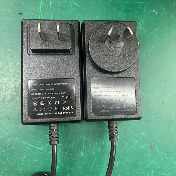 Universal Power Adapter