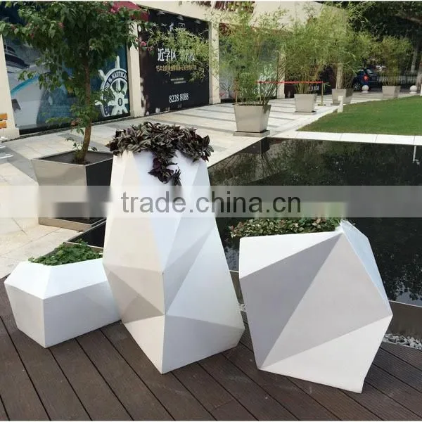 FO-306 Round Tapered Fiberglass Planter for Decoration photo-3