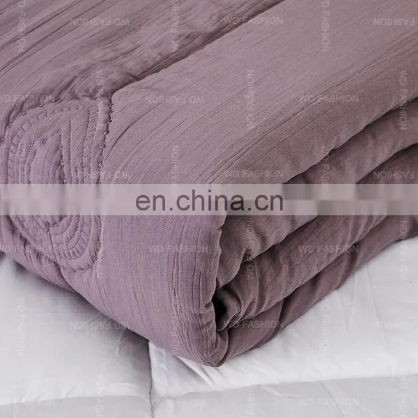 Wholesale Polyester Solid Embossed Embroidery Bedspreads Quilt Set photo-7