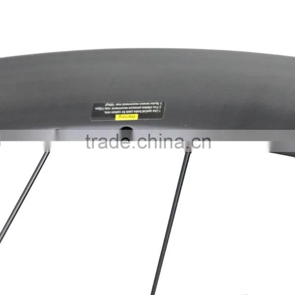 2016 Best Quality 700c50mm Clincher Road Disc Wheelset China Carbon Disc Wheels photo-6