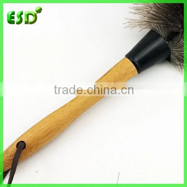 Hot Sale Ostrich Feather Duster With Bamboo Handle photo-3