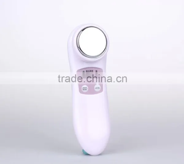 Skin Smooth and Bright Battery Operated Facial Skin Scrubber photo-4