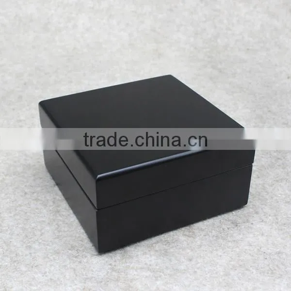 Made In China Luxury Customzied Real Wood Watch Packaging Box photo-2