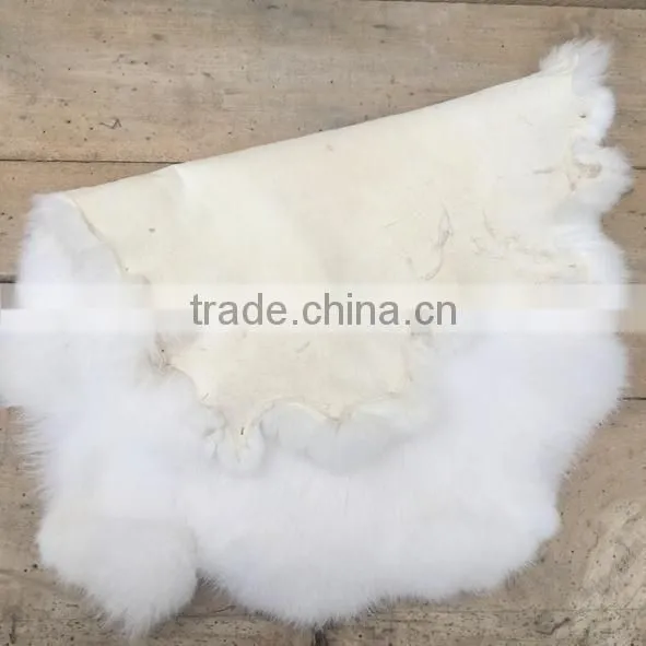 Factory Wholesale Raw or Dyed Color Tanned Large Rabbit Fur Skin