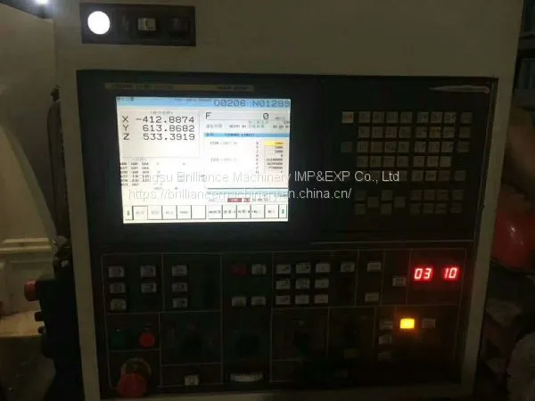 Taiwan YCM TV2610B Vertical Machining Center photo-2