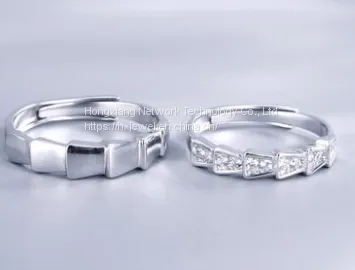 Snake Shaped Glossy Ring photo-3