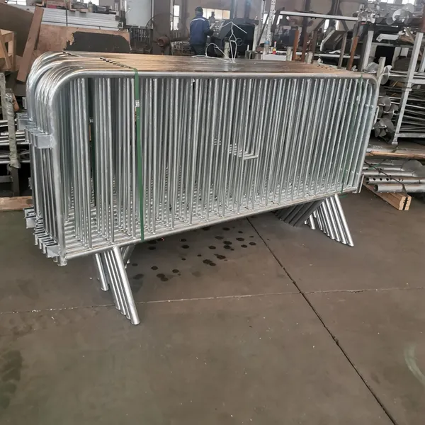Portable Metal Crowd Control Barriers Guard Rail With Wheels-Black Aluminum Mojo Barriers photo-2
