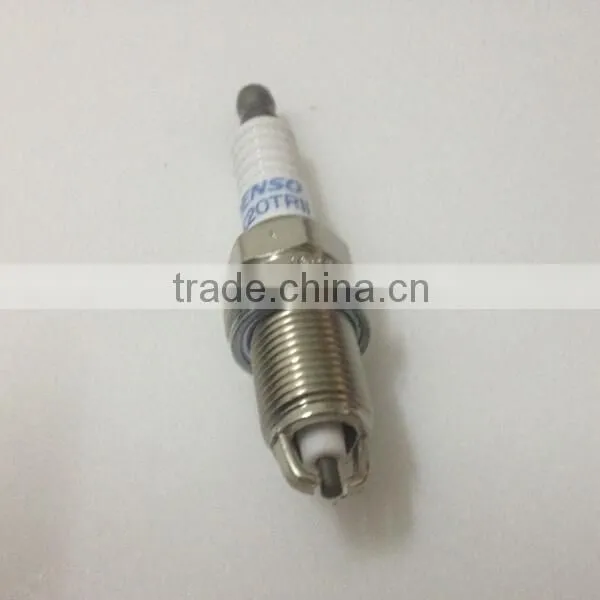 PK20TR11 90919-01194 Auto Spark Plug For Toyota Avensis T22 1997-2002 photo-2