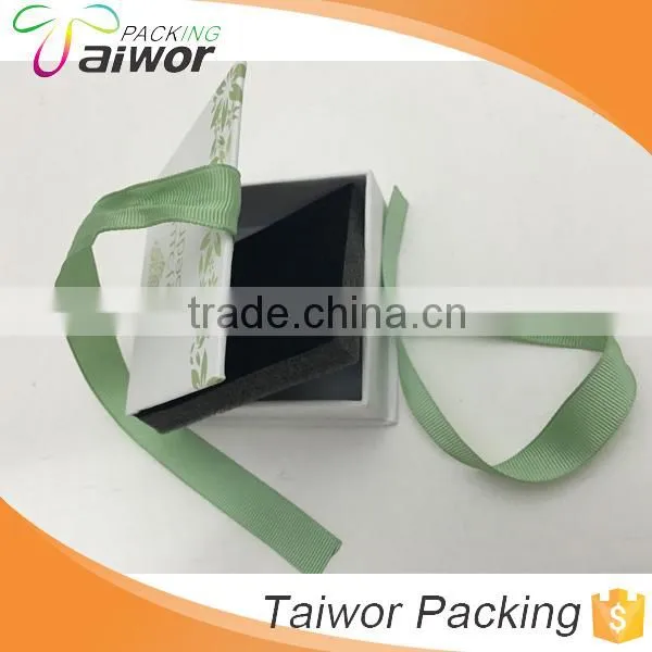 Large Size Luxury Cardboard Paper Box Magnetic Gift Box Gift Package Box photo-4