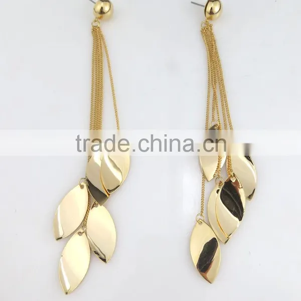 Europe Trendy Latest Model Fashion Stud Earrings