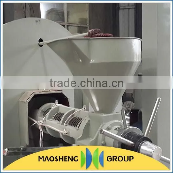 Top Quality Small Screw Oil Press Machine photo-2