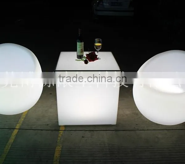 Waterproof IP65 Outdoor Party Used 16 Color Changingl Modern LED Sofa photo-3