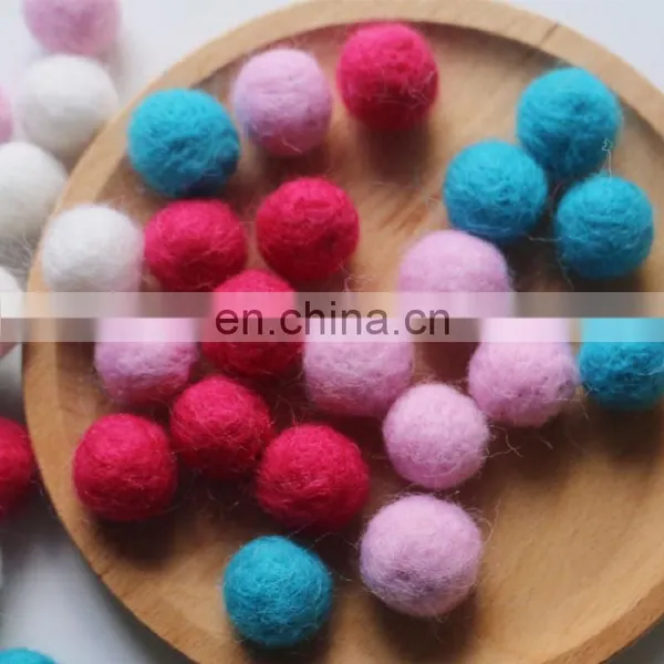 Factory Supply Customized Size Wool Chemical Fiber Tennis Ball photo-4