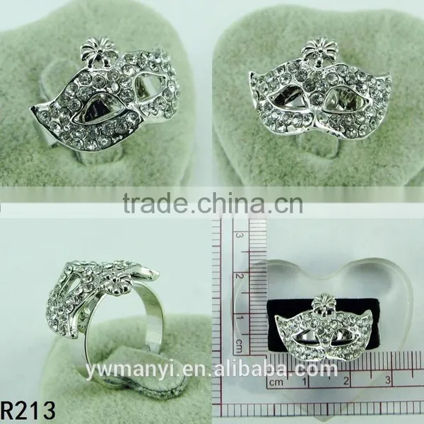 Fashion Mysterious Mask Rhinestone Plated Silver Ring Unique Kind of Style Ring R213 photo-2
