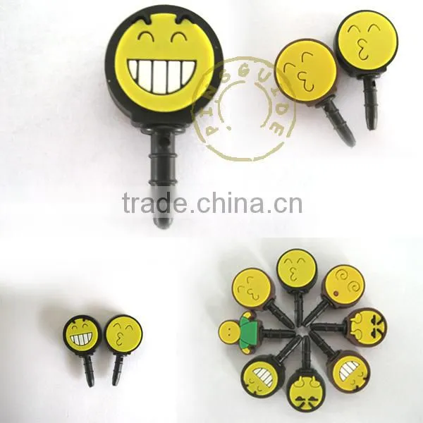 Producing Happy Laugh Emotion 3D Soft PVC 3.5mm Jack Dust Cap Plug