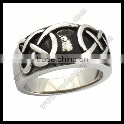 Custom 18k Gold Claddagh Ring photo-5