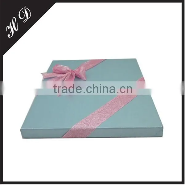 Gift Box With Ribbon photo-3