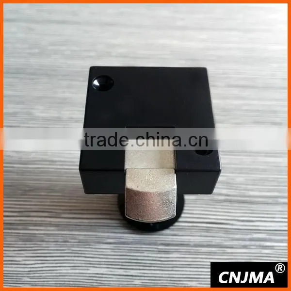 MS40 Furniture Cabinet Brass Key Automatic Drawer Lock Manufacturer photo-3
