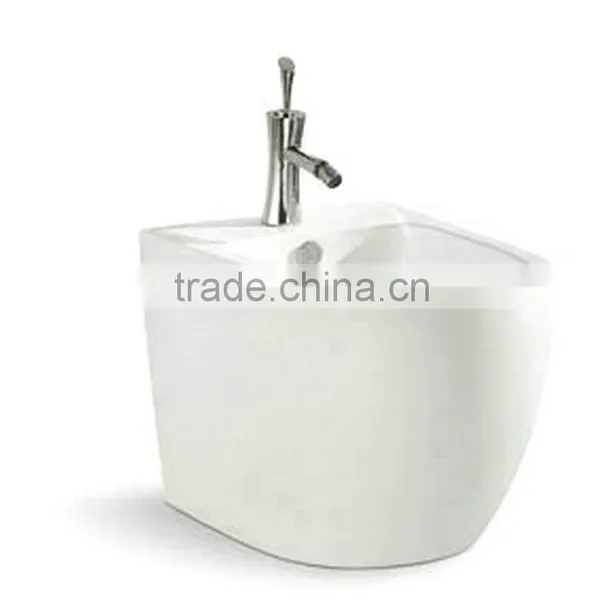 Alibabba Best Wholesale Shattaf Toilet Bidet and Combination Toilet Bidet