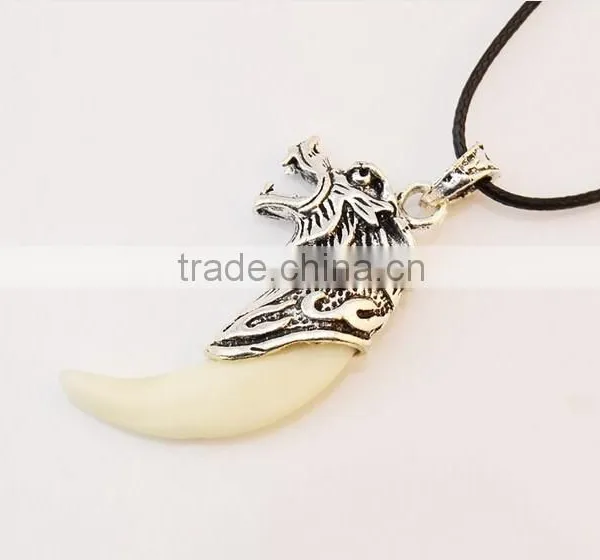 Retro Cool Men's Charm Choker Wolf Tooth Pendant Genuine Leather Alloy Necklace photo-5