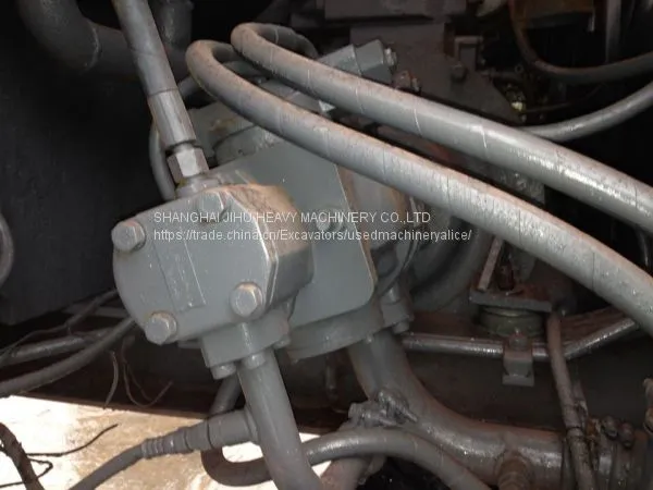 Продаётся маленький бывший в употреблении миниэкскаватор Hitachi Ex60-3 photo-4